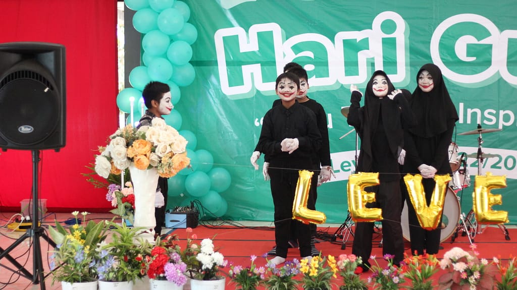 Persembahan Hari Guru SD Al Muslim 2022