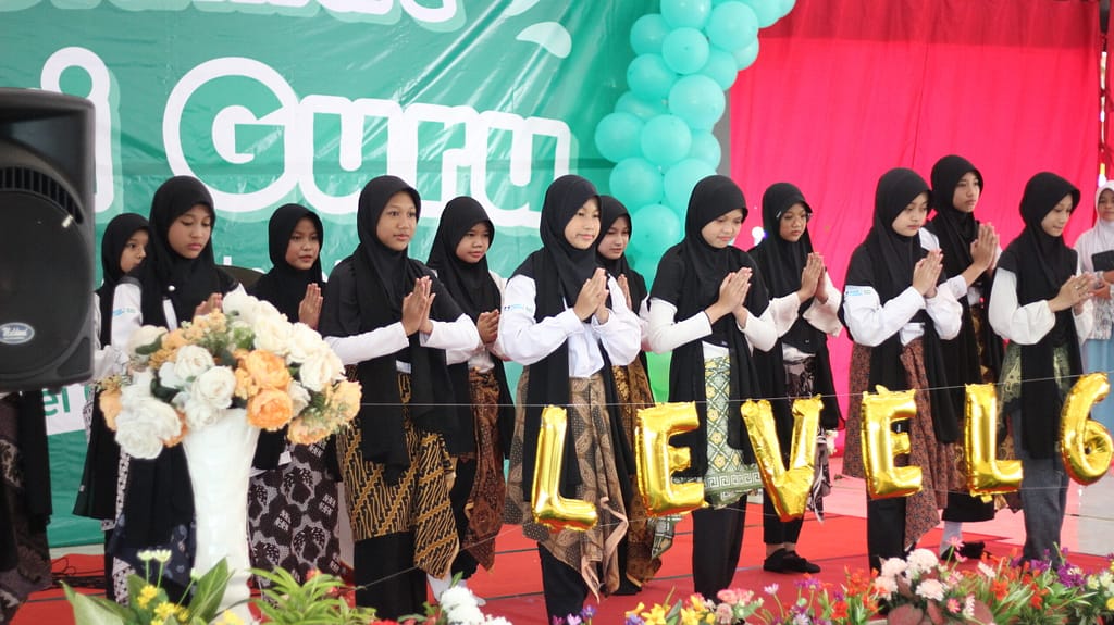 Persembahan Hari Guru SD Al Muslim 2022