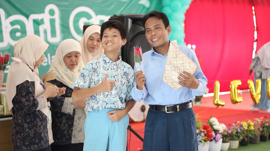 Persembahan Hari Guru SD Al Muslim 2022