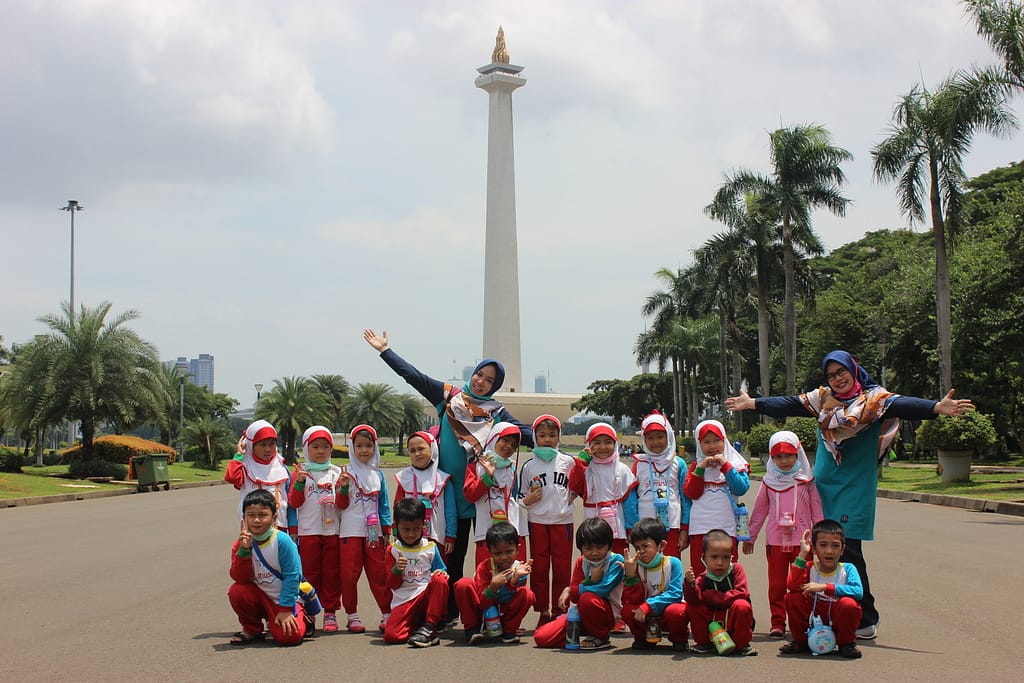 KBM PG-TK ke Monas (6)