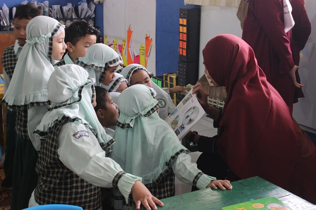 Parents Teaching Day PG-TK Al Muslim (7)