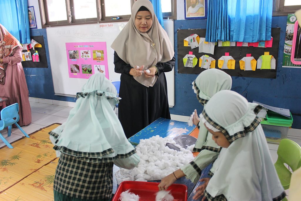 Parents Teaching Day PG-TK Al Muslim (10)