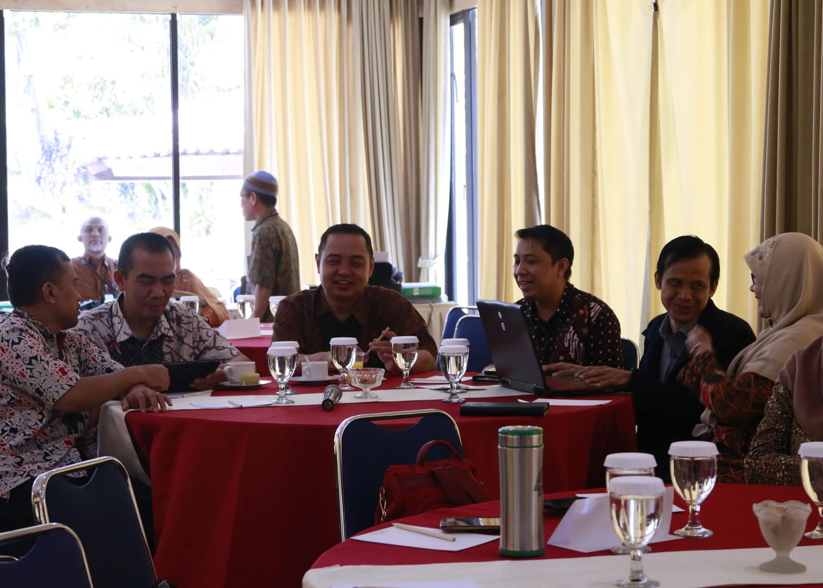 Konsolidasi Manajemen