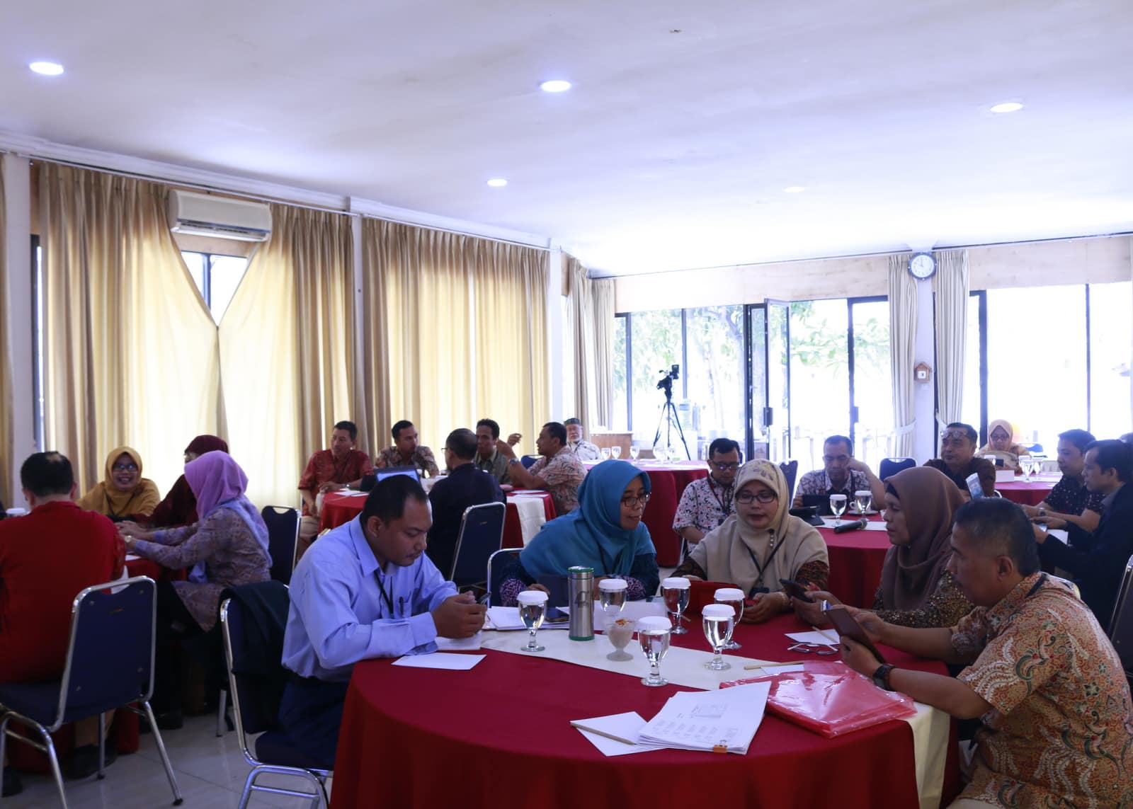 Konsolidasi Manajemen