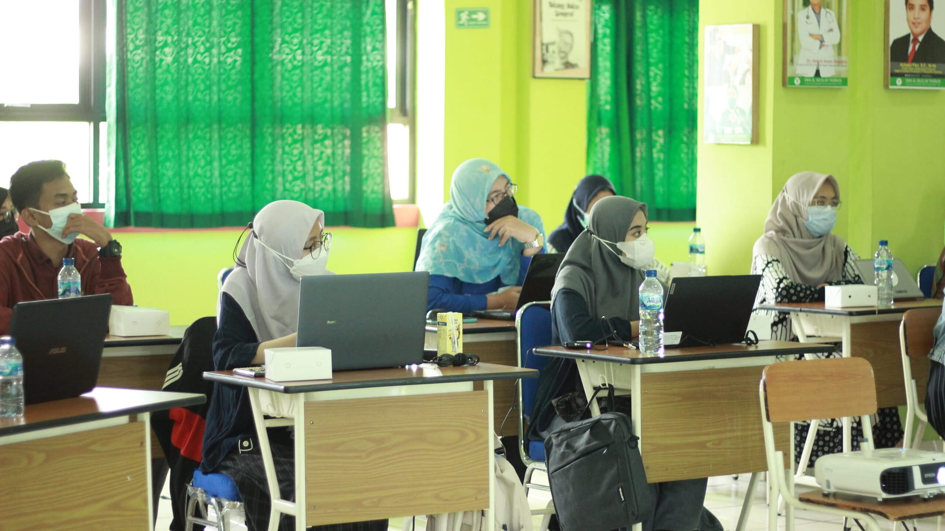 Pelatihan Staf TU Al Muslim