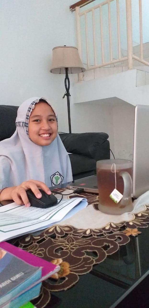 Ujian Pakai Seragam (2)